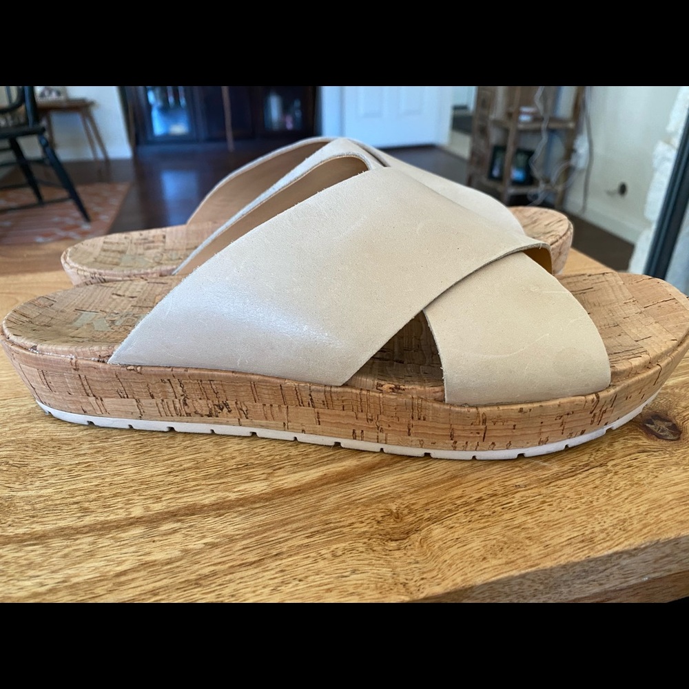 Kork Ease Sandals 9M 🏝